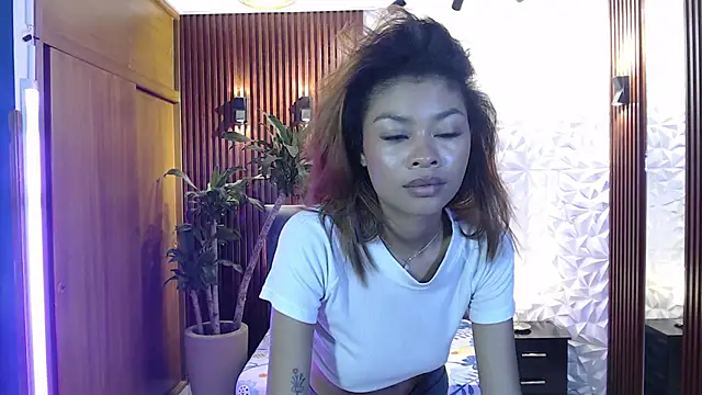 Snapshot of Perla_prg chatting on 8, 1, 2025 Perla prg online show from 8, 1, 2025
