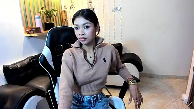 Snapshot of Perla_prg chatting on 17, 4, 2026 Perla prg online show from 17, 4, 2026