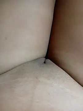 Snapshot of Khaleyssi chatting on 11, 3, 2025 Khaleyssi online show from 11, 3, 2025