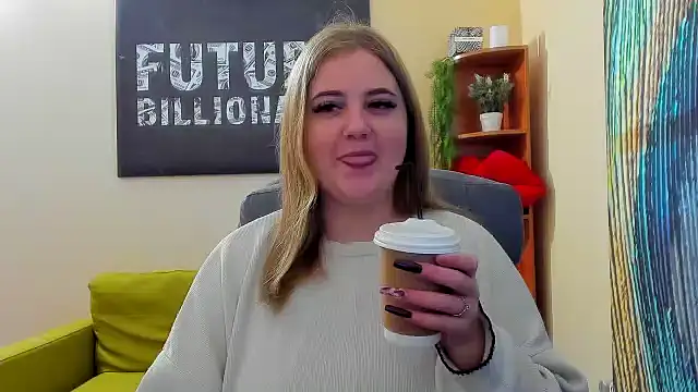 Snapshot of Doliss chatting on 15, 2, 2025 Doliss online show from 15, 2, 2025