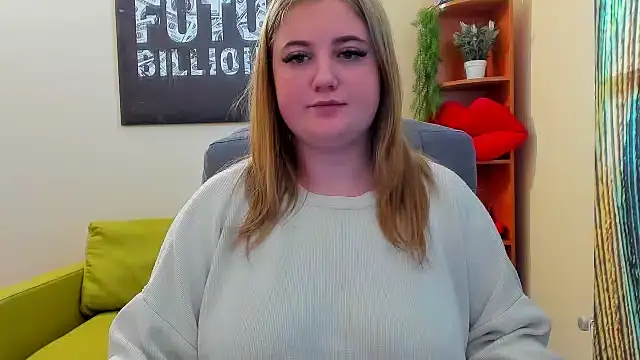 Snapshot of Doliss chatting on 15, 2, 2025 Doliss online show from 15, 2, 2025