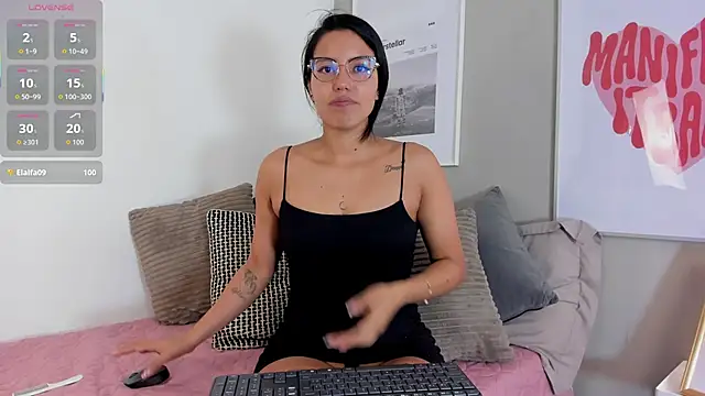 Snapshot of Lilith_dh chatting on 29, 9, 2025 Lilith dh online show from 29, 9, 2025