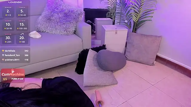 Snapshot of Manu_Velez chatting on 31, 12, 2024 Manu Velez online show from 31, 12, 2024