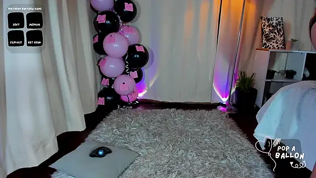 Snapshot of Manu_Velez chatting on 10, 10, 2025 Manu Velez online show from 10, 10, 2025