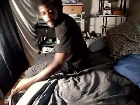 Snapshot of DevinToore chatting on 14, 1, 2026 DevinToore online show from 14, 1, 2026