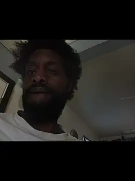 Snapshot of DevinToore chatting on 4, 2, 2026 DevinToore online show from 4, 2, 2026