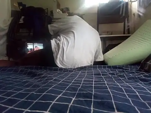 Snapshot of DevinToore chatting on 23, 2, 2026 DevinToore online show from 23, 2, 2026