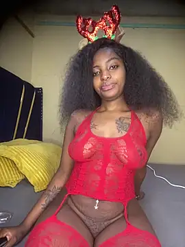 Snapshot of Sasha-smiles chatting on 23, 12, 2025 Sasha-smiles online show from 23, 12, 2025