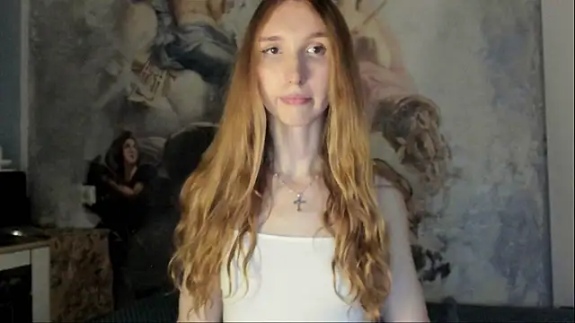 Snapshot of LisaIcon chatting on 7, 7, 2026 LisaIcon online show from 7, 7, 2026