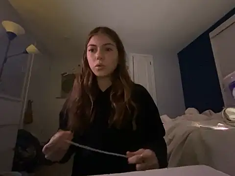 emilycoco online show from 13, 12, 2024