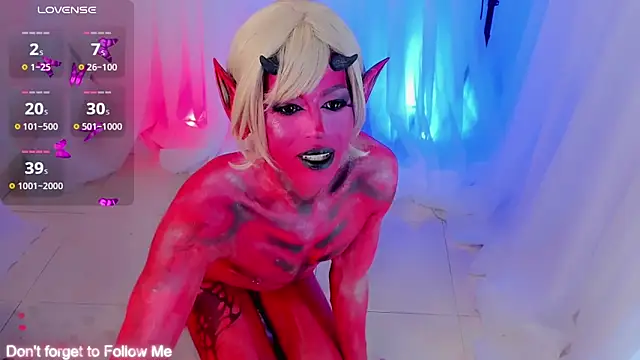 Snapshot of im_pearll chatting on 31, 10, 2025 im pearll online show from 31, 10, 2025