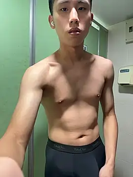 Benson18y online show from 14, 11, 2025