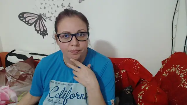 LadyHellene online show from 13, 2, 2025