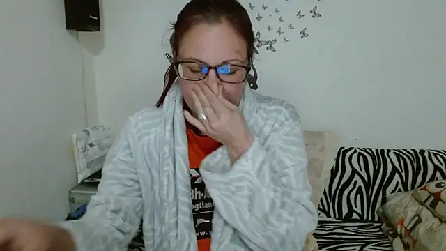 Snapshot of LadyHellene chatting on 4, 2, 2026 LadyHellene online show from 4, 2, 2026