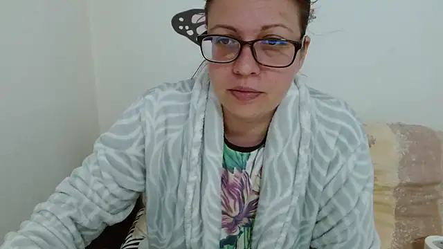 Snapshot of LadyHellene chatting on 2, 3, 2026 LadyHellene online show from 2, 3, 2026