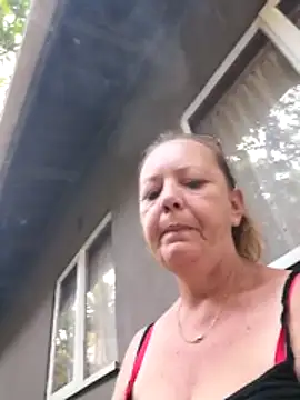 Kimmyb777 online show from 4, 3, 2026