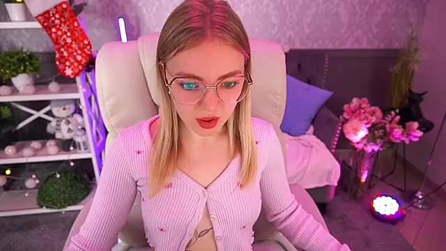 EmilySunshineS online show from 29, 12, 2024