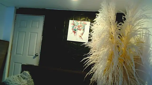 CINTHIA1609 online show from 7, 10, 2025