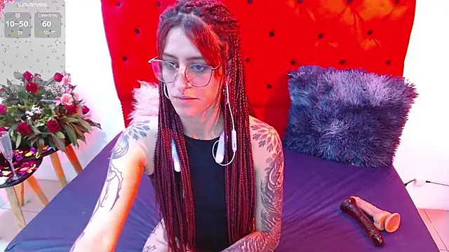 Sofi F w online show from 18, 2, 2025