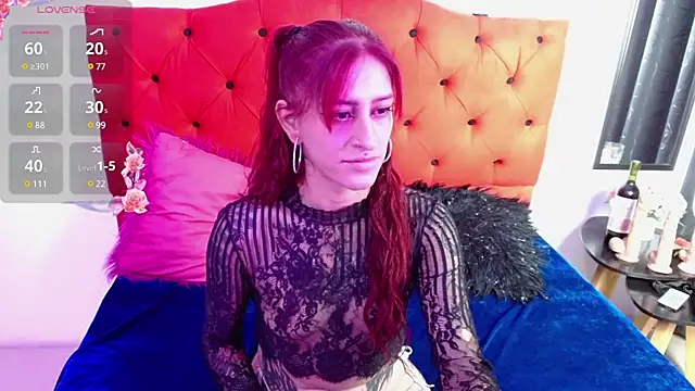 Sofi F w online show from 18, 3, 2025