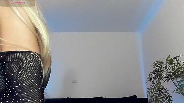 Snapshot of janecandyy_ chatting on 14, 12, 2024 janecandyy online show from 14, 12, 2024