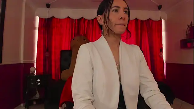 Coral Gibson online show from 19, 9, 2025