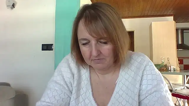 Snapshot of Sandcoq chatting on 17, 3, 2026 Sandcoq online show from 17, 3, 2026