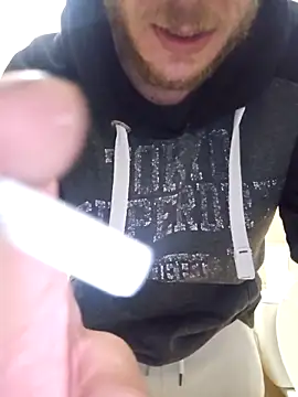 Snapshot of Alexxxmaster1312 chatting on 2, 2, 2026 Alexxxmaster1312 online show from 2, 2, 2026