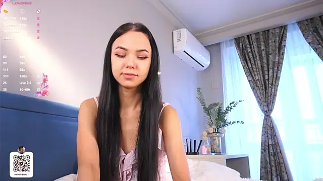 SynneFrary online show from 14, 10, 2025