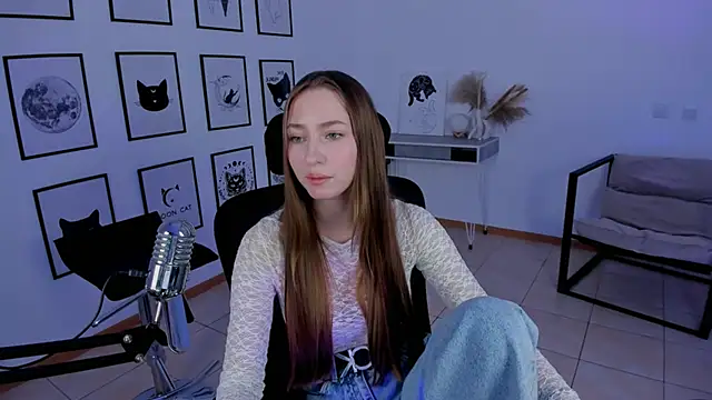 fuunnybunny online show from 3, 1, 2025