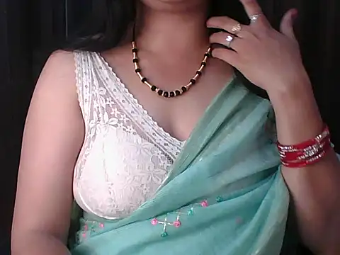 Snapshot of santurmom chatting on 15, 2, 2026 santurmom online show from 15, 2, 2026