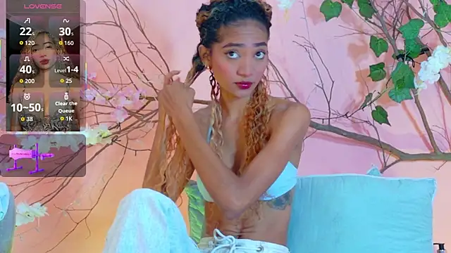 Charlotte Love10 online show from 25, 3, 2026