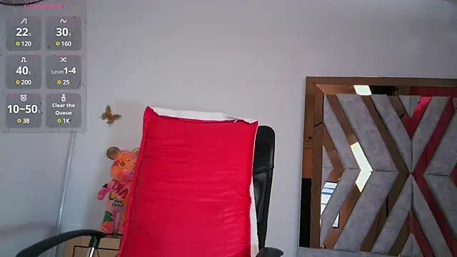 littleayshel online show from 18, 1, 2025