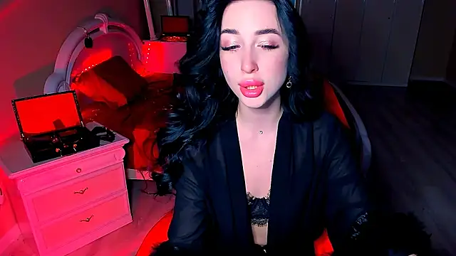 lovely desire online show from 12, 12, 2024