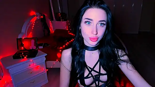 lovely desire online show from 5, 1, 2025