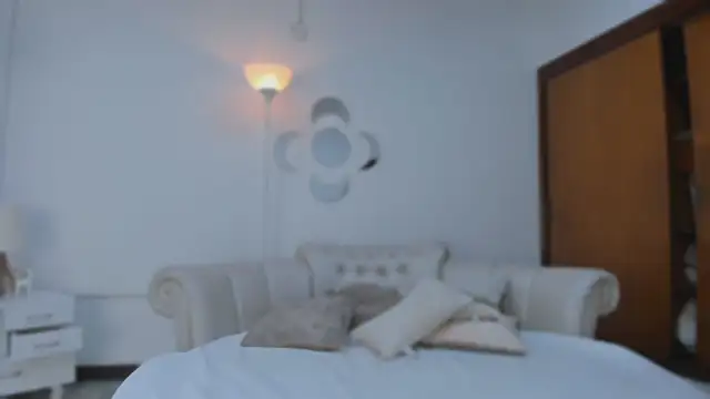 Snapshot of Mollymoon1 chatting on 7, 4, 2026 Mollymoon1 online show from 7, 4, 2026