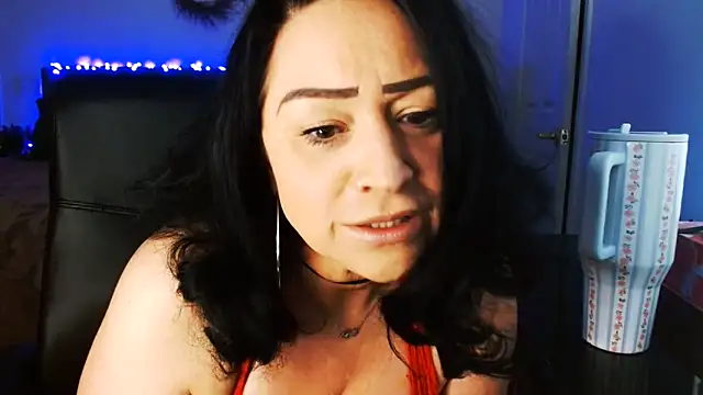 AlyssiaAmoreXO online show from 26, 5, 2026