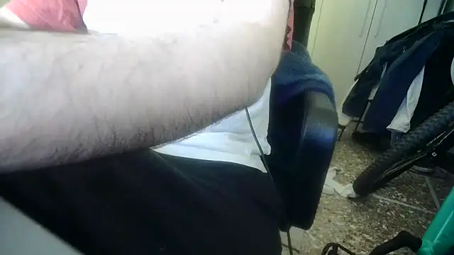 Snapshot of sbrodo96 chatting on 15, 4, 2026 sbrodo96 online show from 15, 4, 2026