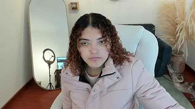 Missbrave1 online show from 12, 10, 2025