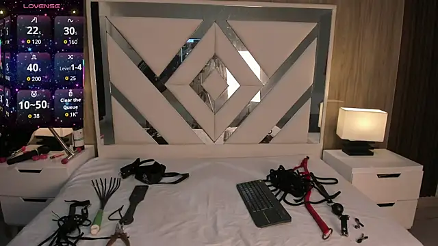 ValentinaThomas online show from 13, 9, 2025