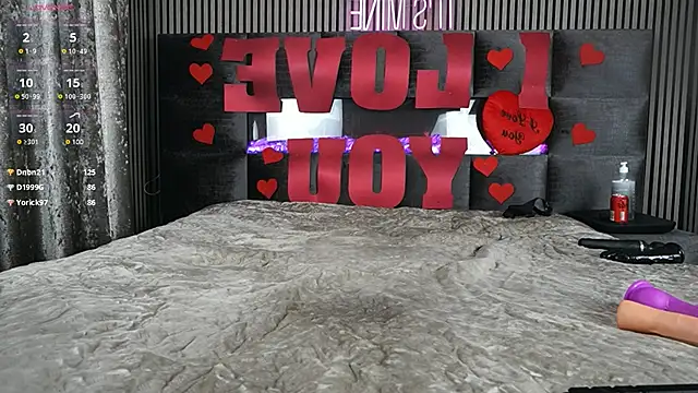 MilaMaaay online show from 9, 2, 2025