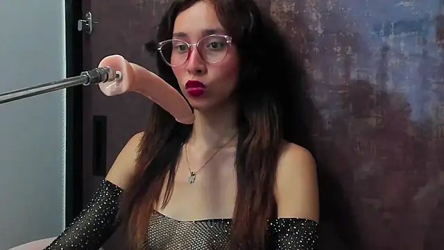 Snapshot of doll_bella_ chatting on 23, 2, 2025 doll bella online show from 23, 2, 2025