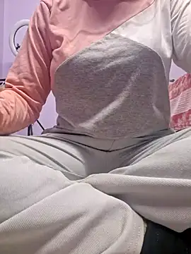 Melody Shyla online show from 17, 12, 2025