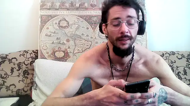 Snapshot of casualtimepassenger chatting on 2, 3, 2025 casualtimepassenger online show from 2, 3, 2025