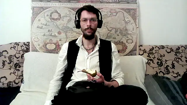 Snapshot of casualtimepassenger chatting on 4, 3, 2025 casualtimepassenger online show from 4, 3, 2025