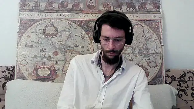 Snapshot of casualtimepassenger chatting on 5, 3, 2025 casualtimepassenger online show from 5, 3, 2025