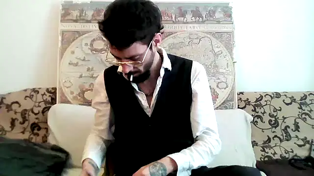 Snapshot of casualtimepassenger chatting on 5, 3, 2025 casualtimepassenger online show from 5, 3, 2025