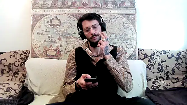 Snapshot of casualtimepassenger chatting on 16, 3, 2025 casualtimepassenger online show from 16, 3, 2025