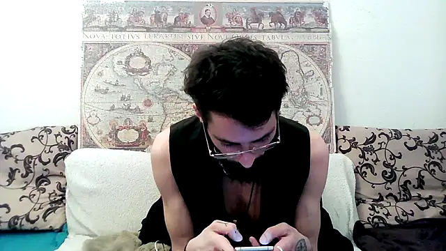 Snapshot of casualtimepassenger chatting on 16, 3, 2025 casualtimepassenger online show from 16, 3, 2025