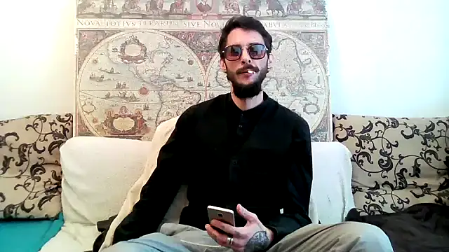 Snapshot of casualtimepassenger chatting on 17, 3, 2025 casualtimepassenger online show from 17, 3, 2025